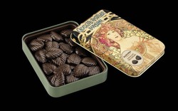 Feuille de chocolat noir 70% amatller metal box 60 grs