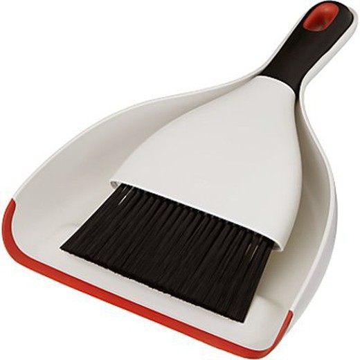 Oxo good grips dustpan and brush