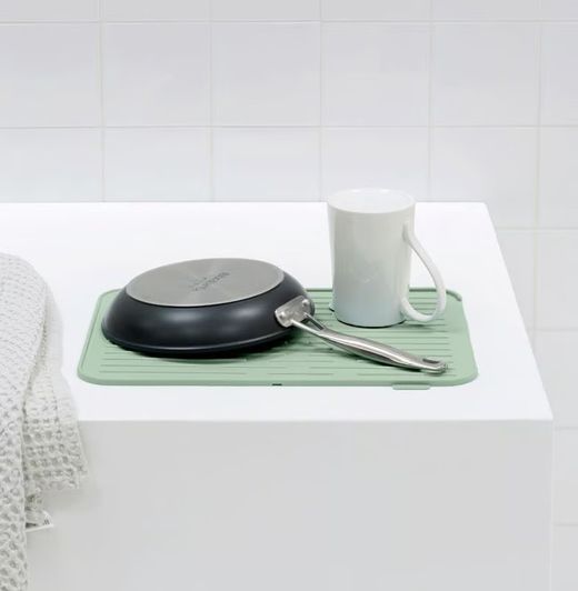 Alfombrilla escurreplatos de silicona 44x32 cm Verde Jade Brabantia