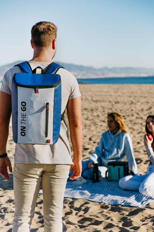 Mochila Cooler On The Go Azul 24L Iris