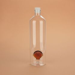 Garrafa de água Amber Shell Design 1,2 L Idéia de presente Balvi