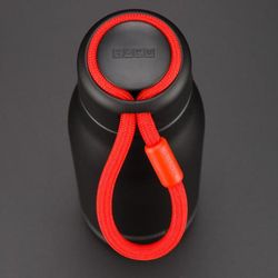 Termosflaska i rostfritt stål. 500ml svart zoku