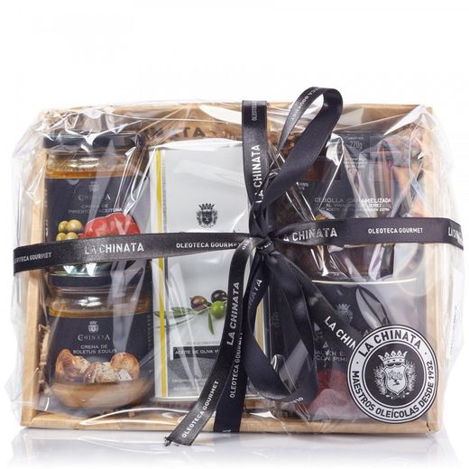 La Chinata Small Gourmet Basket Nº2