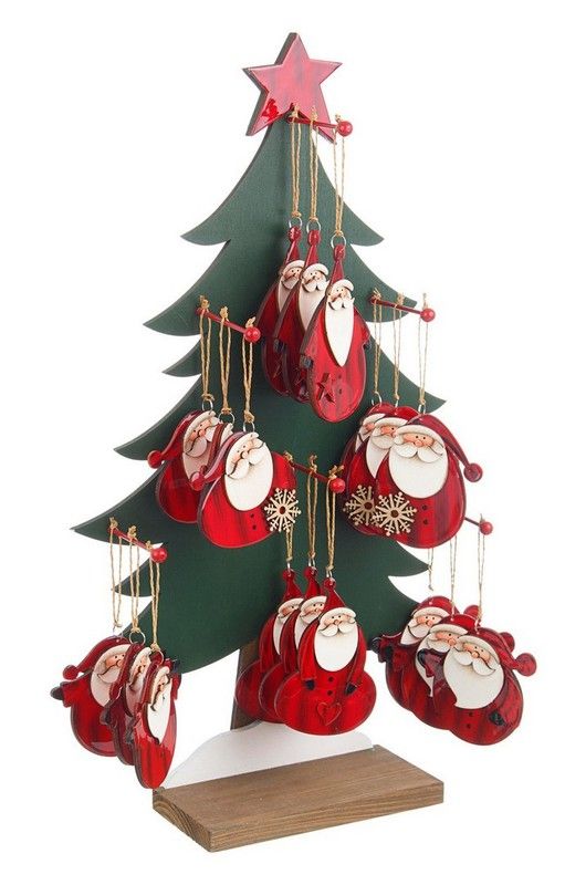 Hängande julgran av trä