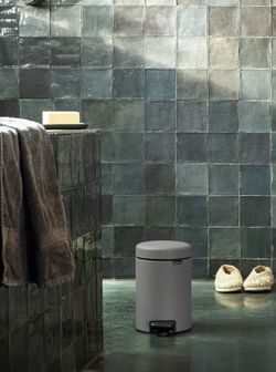 Cubo Basura Pedal Icon 3 L Mineral Concrete Gris Brabantia