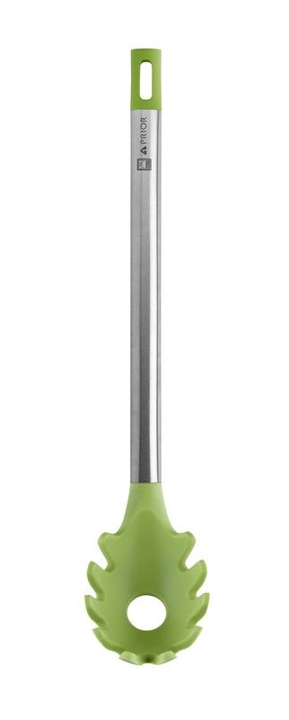 Colher de macarrão antes de sutiã verde