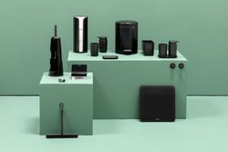 Dispensador jabón + jabonera/bandeja + portacepillos Gris Oscuro Brabantia