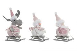 Reindeer figure to hang on Christmas tree