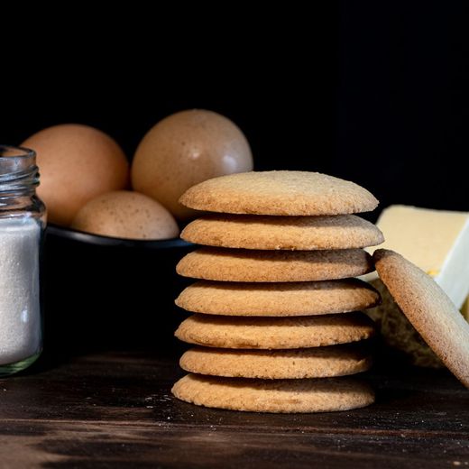 Biscoitos Asturianos Manteiga Astur Tierra 250 grs Lata Metálica