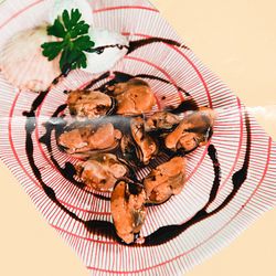 Małże pikantne z czosnkiem i chilli 12/16 szt. Mary Pepa z puszki Waga netto: 110g