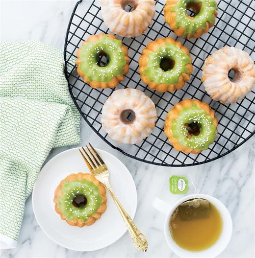 Molde para pastel anniversary bundtlette silver Nordic Ware
