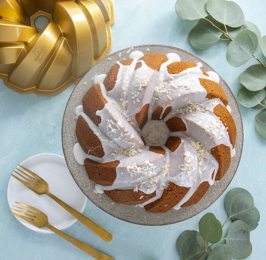 Molde para pastel braided bundt pan 75 aniversario Nordic Ware