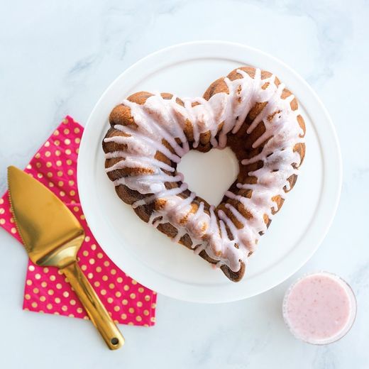 Molde para pastel corazón elegant bundt Nordic Ware