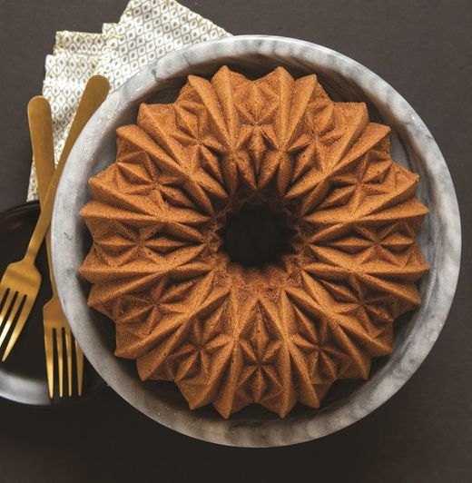 Molde para pastel cut crystal bundt Nordic Ware