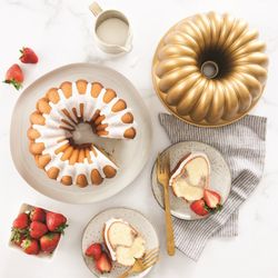 Molde para pastel elegant party bundt Nordic Ware