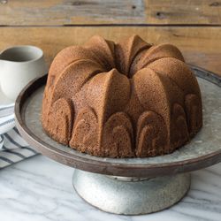 Molde para pastel fleur de lis bundt Nordic Ware