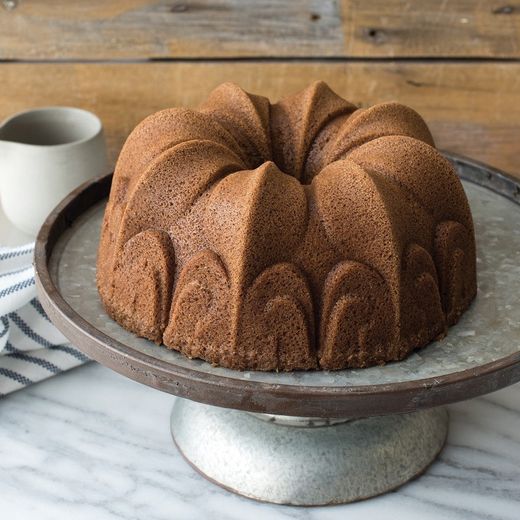 Molde para pastel fleur de lis bundt Nordic Ware