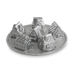 Molde para pastel pueblo navideño Nordic Ware