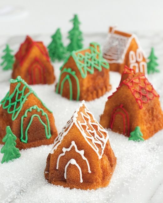 Molde para pastel pueblo navideño Nordic Ware