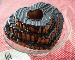Molde para pastel tiered heart bundt Nordic Ware