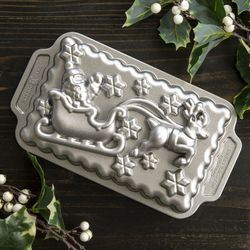 Molde para pastel trineo de santa Nordic Ware
