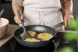 Pala de cocina ranurada Zyliss