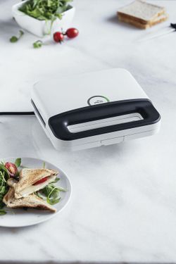 Sanwichera Electrica Rebanada Triangular Lacor 750W