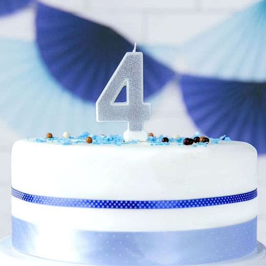 Bougie d'anniversaire argentée numéro 4 partydeco