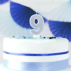 Bougie d'anniversaire argentée numéro 9 partydeco